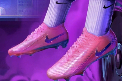 card Le scarpe da calcio di Vinicius